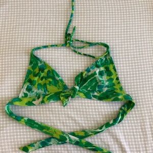 Victoria’s Secret VS Bikini Top size SMALL
